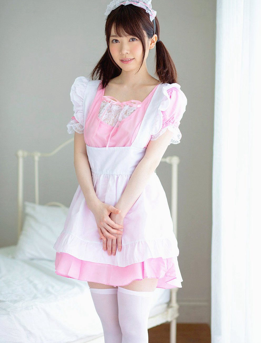 粉色女仆