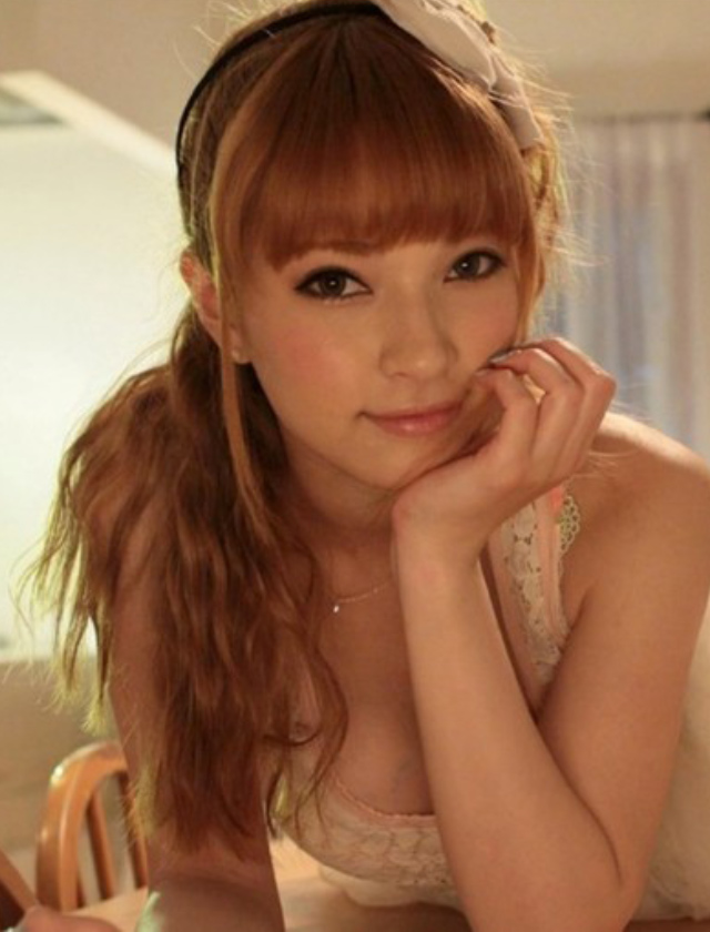 混血の美女