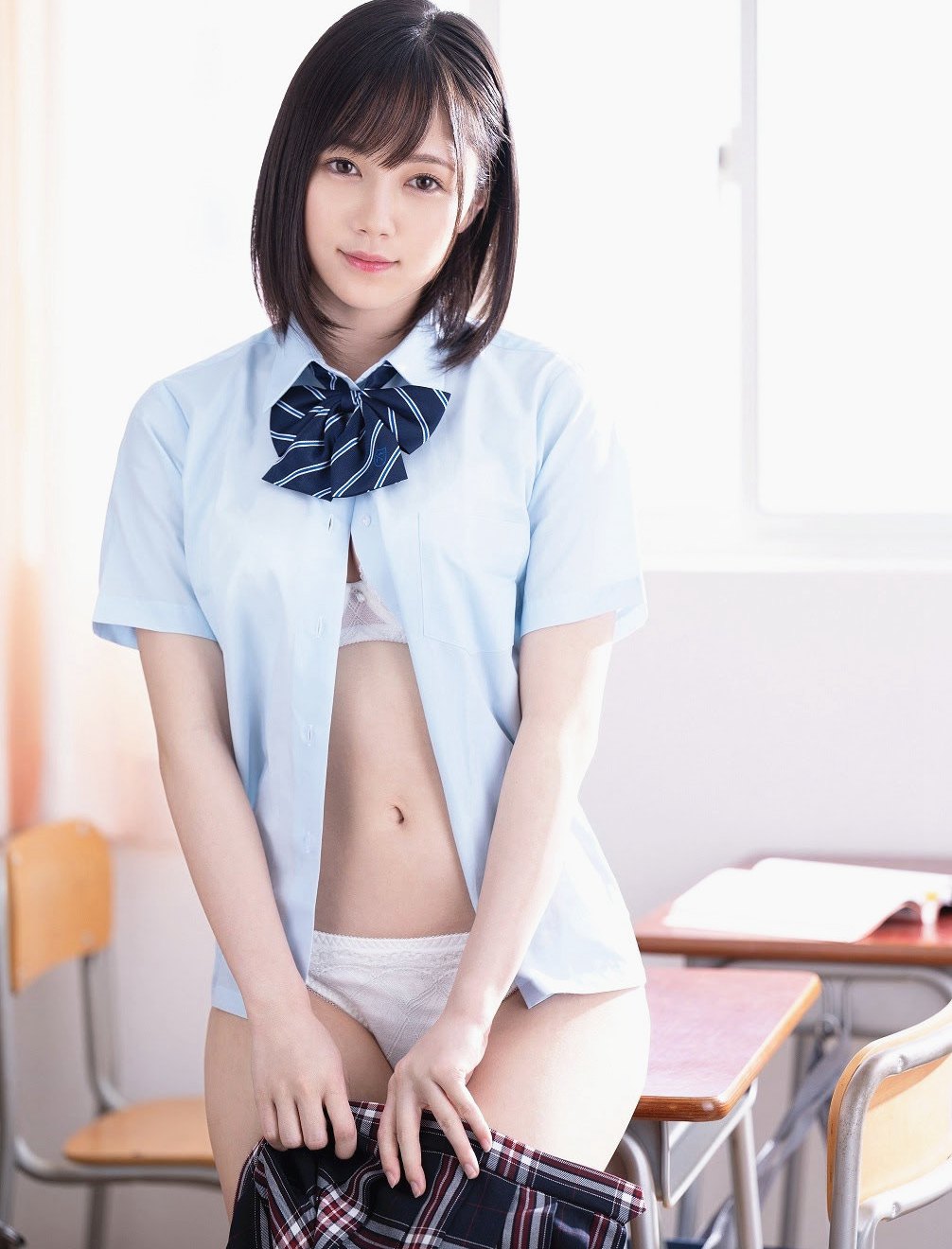 超美的制服美少女凉森