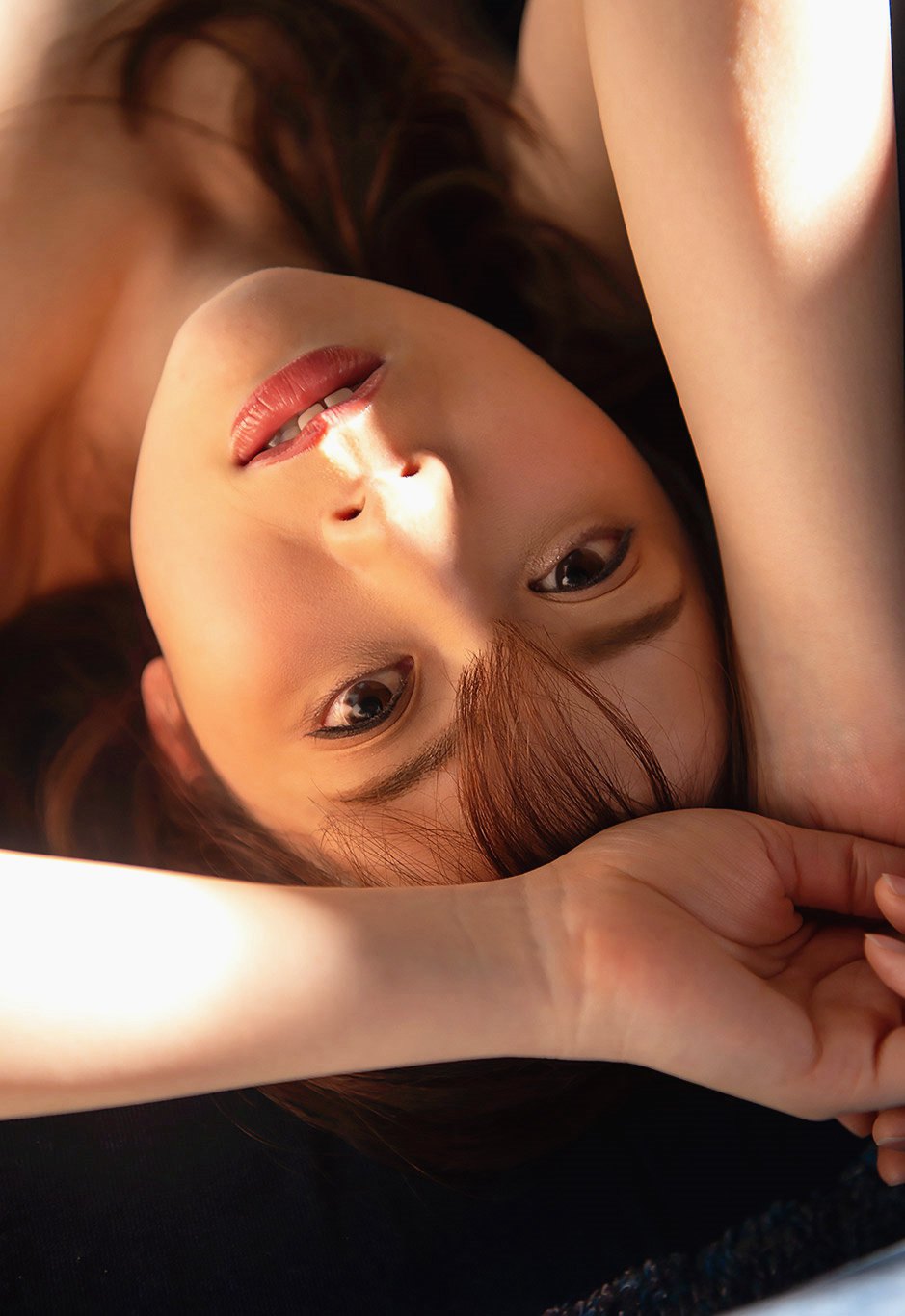 岬奈奈美写真图集—奈奈美的蕾丝内衣秀